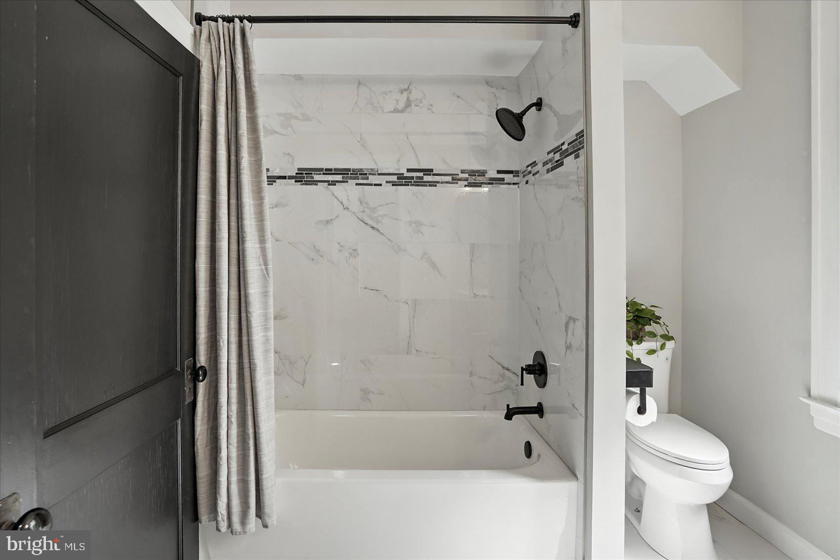 KENILWORTH PARK - Residential