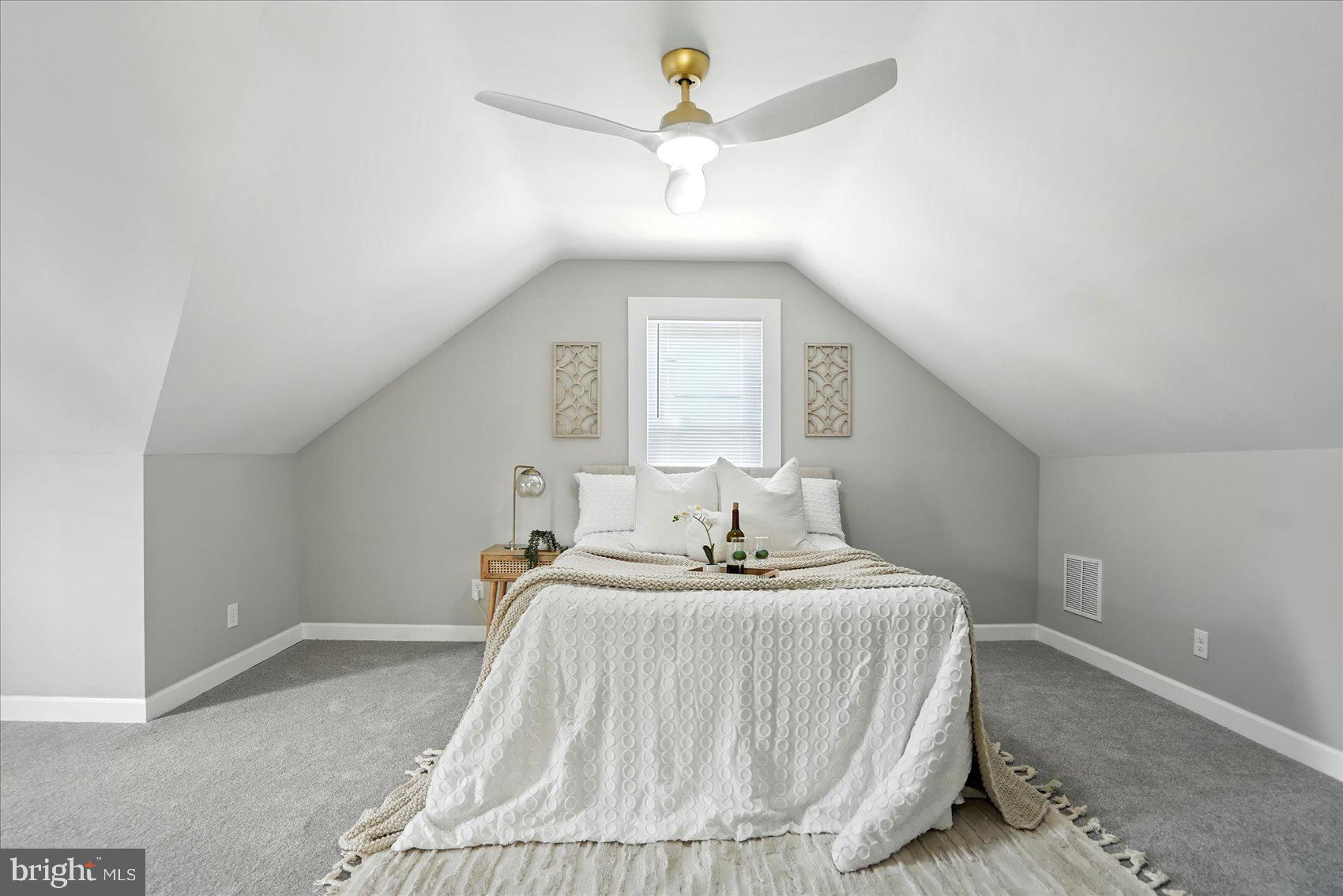 KENILWORTH PARK - Residential