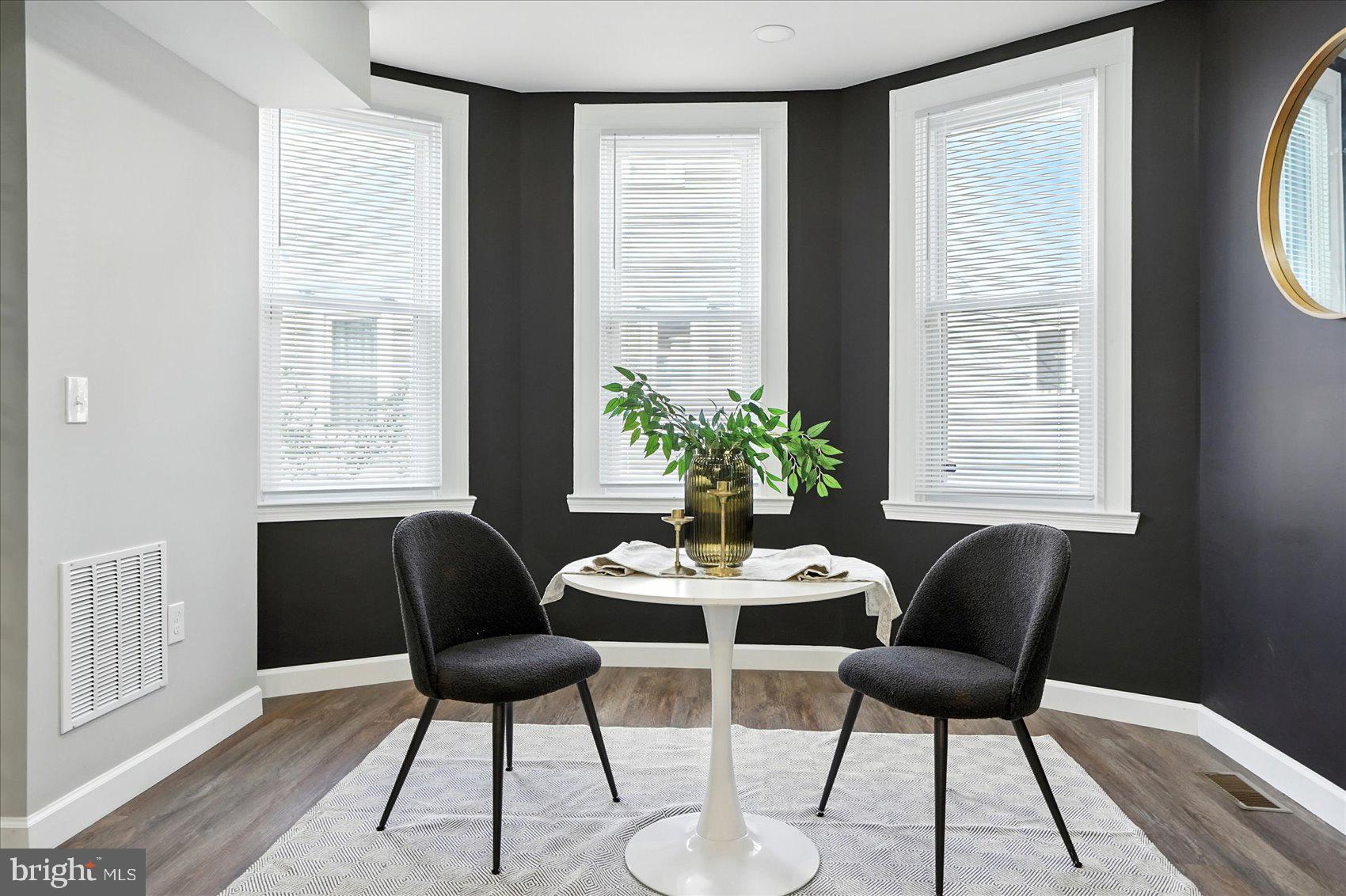 KENILWORTH PARK - Residential