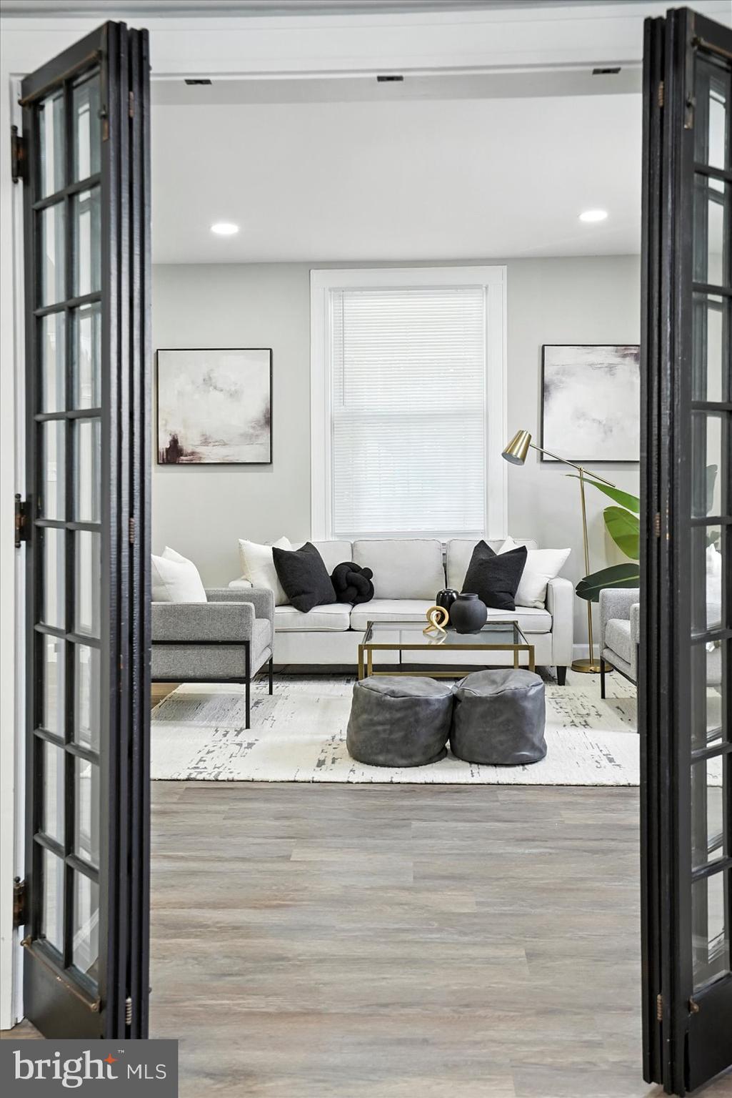 KENILWORTH PARK - Residential