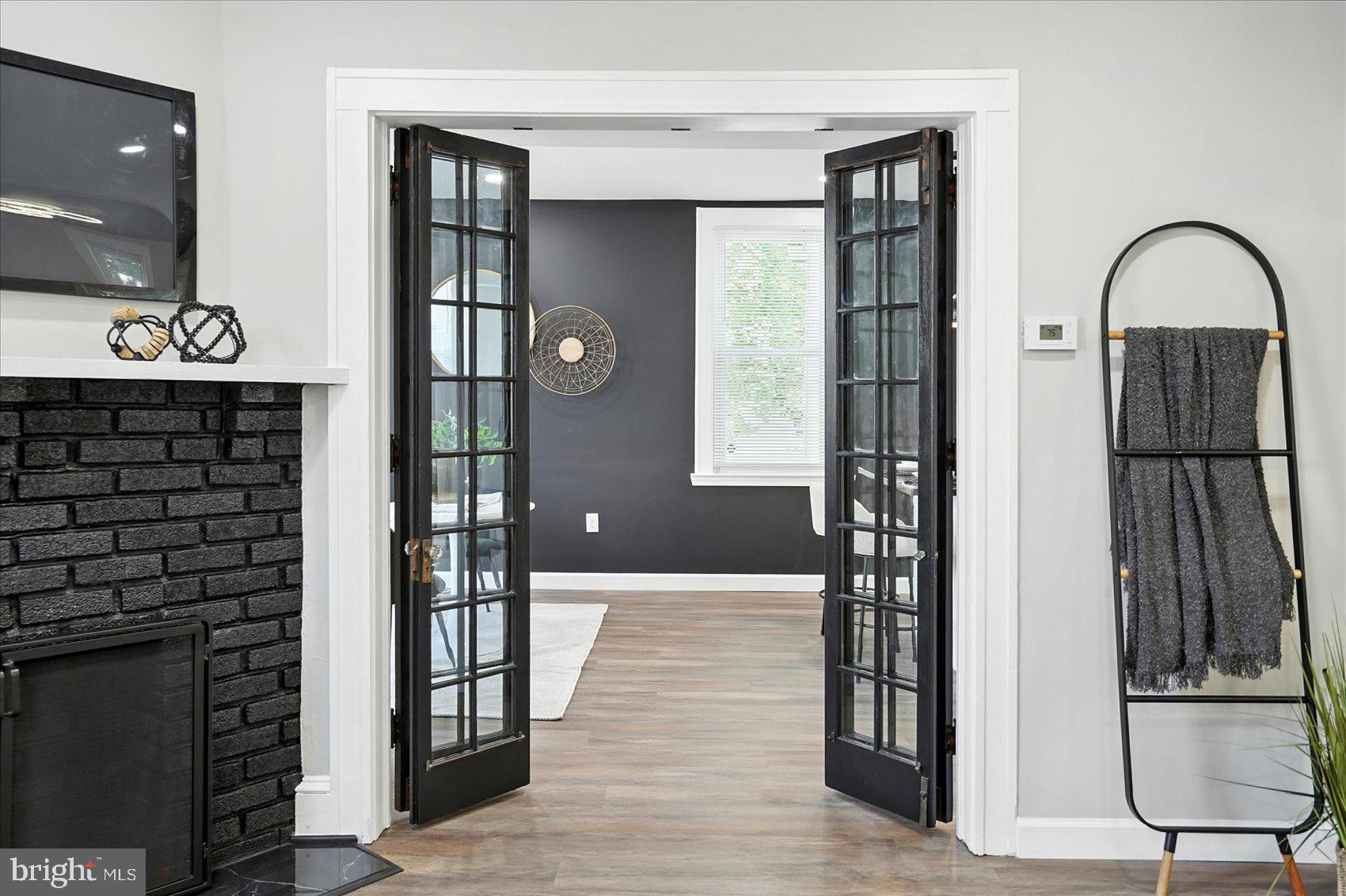 KENILWORTH PARK - Residential