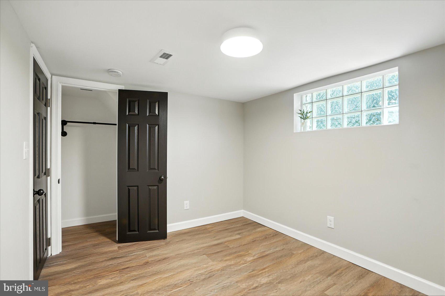 KENILWORTH PARK - Residential