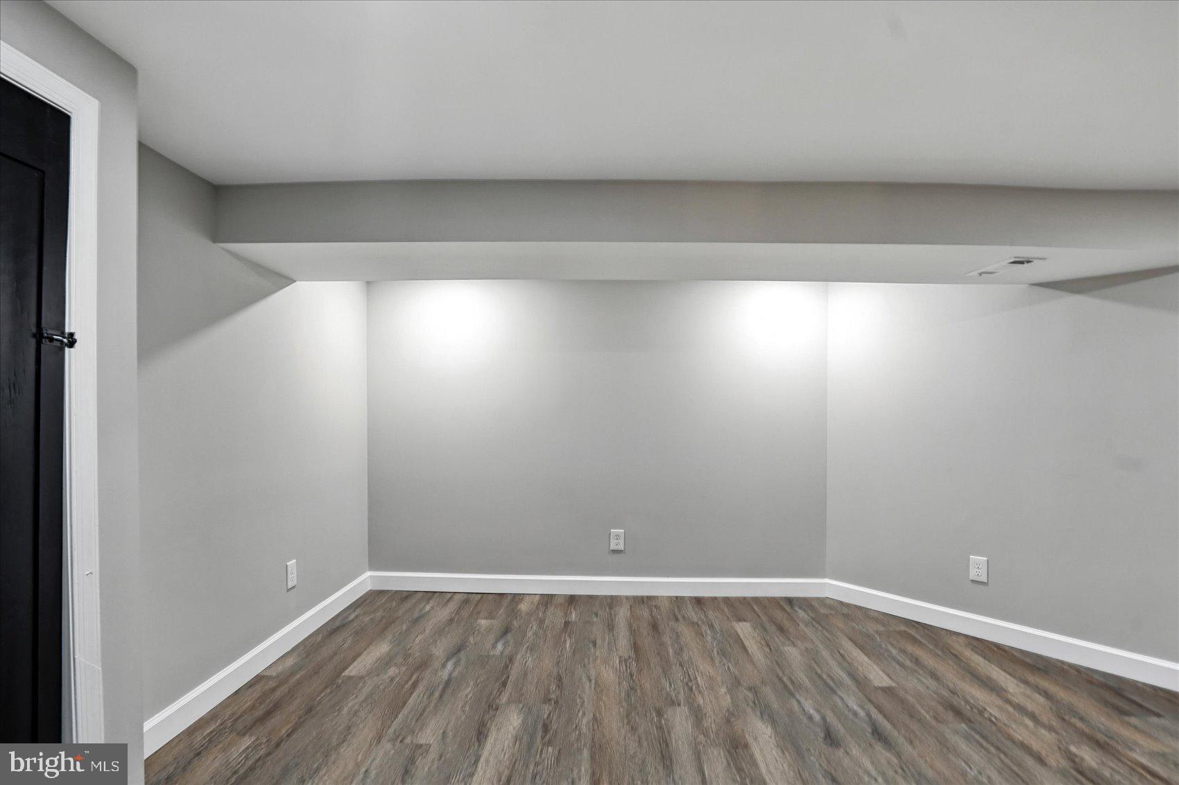 KENILWORTH PARK - Residential