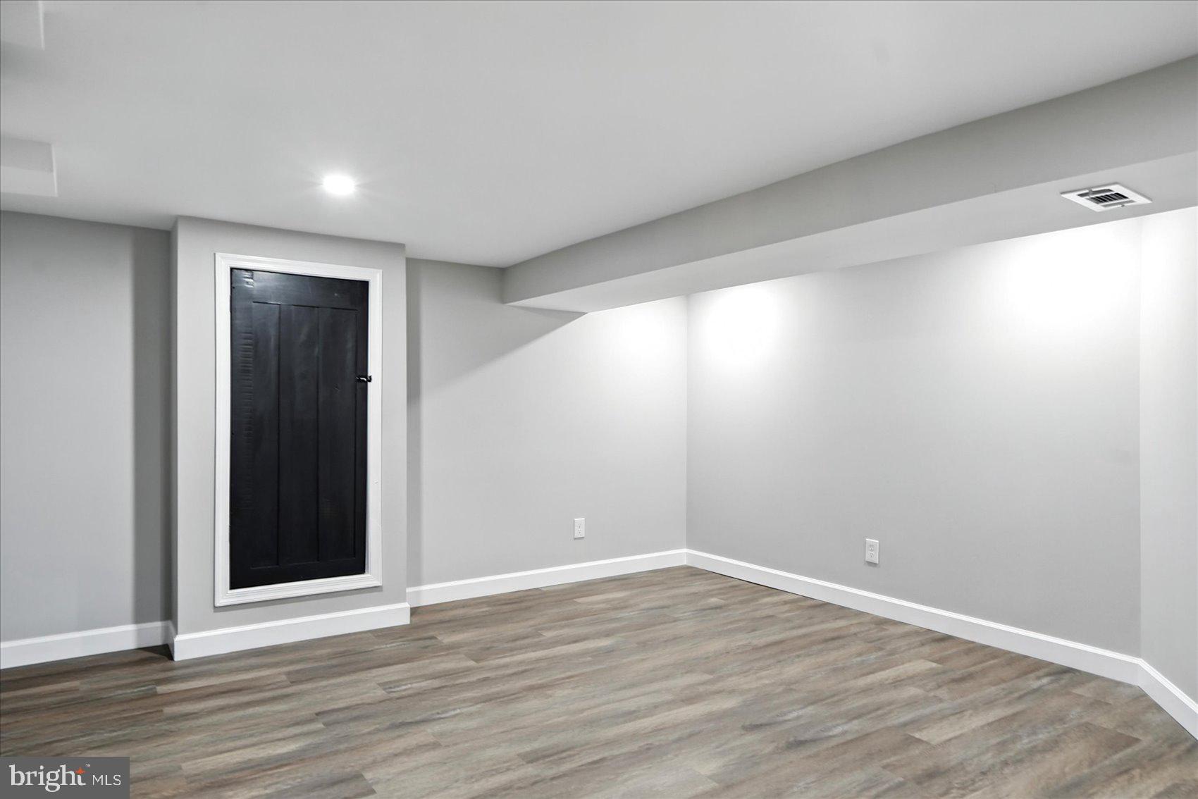 KENILWORTH PARK - Residential