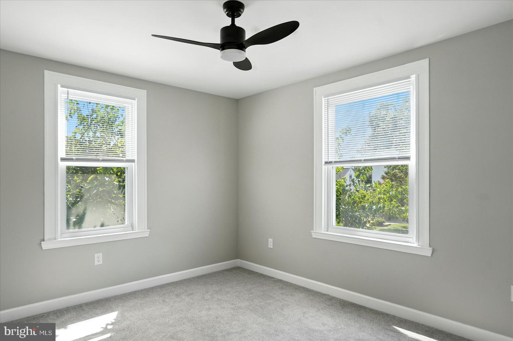 KENILWORTH PARK - Residential