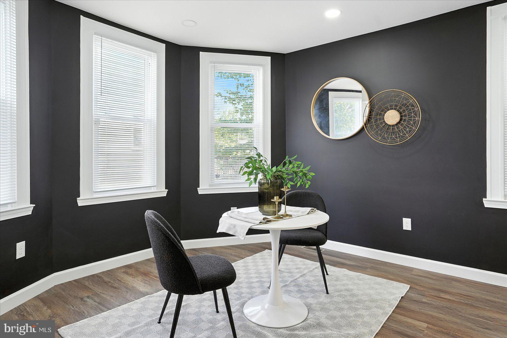 KENILWORTH PARK - Residential