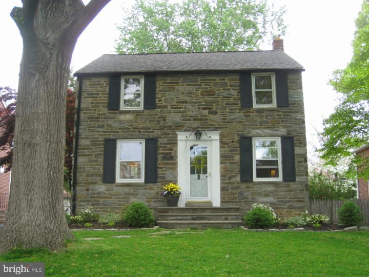 Move right in to this completely renovated, well maintained, single home in Ardmore, just a short walk to South Ardmore Park, and located in the award winning Lower Merion Township School District.  It is ready and awaiting your arrival  A flagstone walk way and landing welcome you to a sunny living room with custom built-in media cabinet with bookshelves and a pretty oak stairway accented with a wrought iron railing.  The updated kitchen is spacious with a large eating area and modern amenities including black granite counter tops with under cabinet lighting, white raised panel wood cabinetry, stainless steel appliances including a 6 burner gas range with separate microwave above, and a built in wine refrigerator.  A cozy carpeted family room with an over-sized brick fireplace and a spacious screened in porch with access to the driveway and  large level back yard complete this floor. The second floor consists of 3 generously sized bedrooms each with ample closet space. The master bedroom has three closets. All have beautifully refinished hardwood floors. There are pull down stairs to access attic storage, a hall landing with linen closet and a tiled hall bath. The Basement is finished with plenty of storage and a separate laundry room with laundry tub and toilet. New furnace with gas hot air heat, updated central air, and electric service.