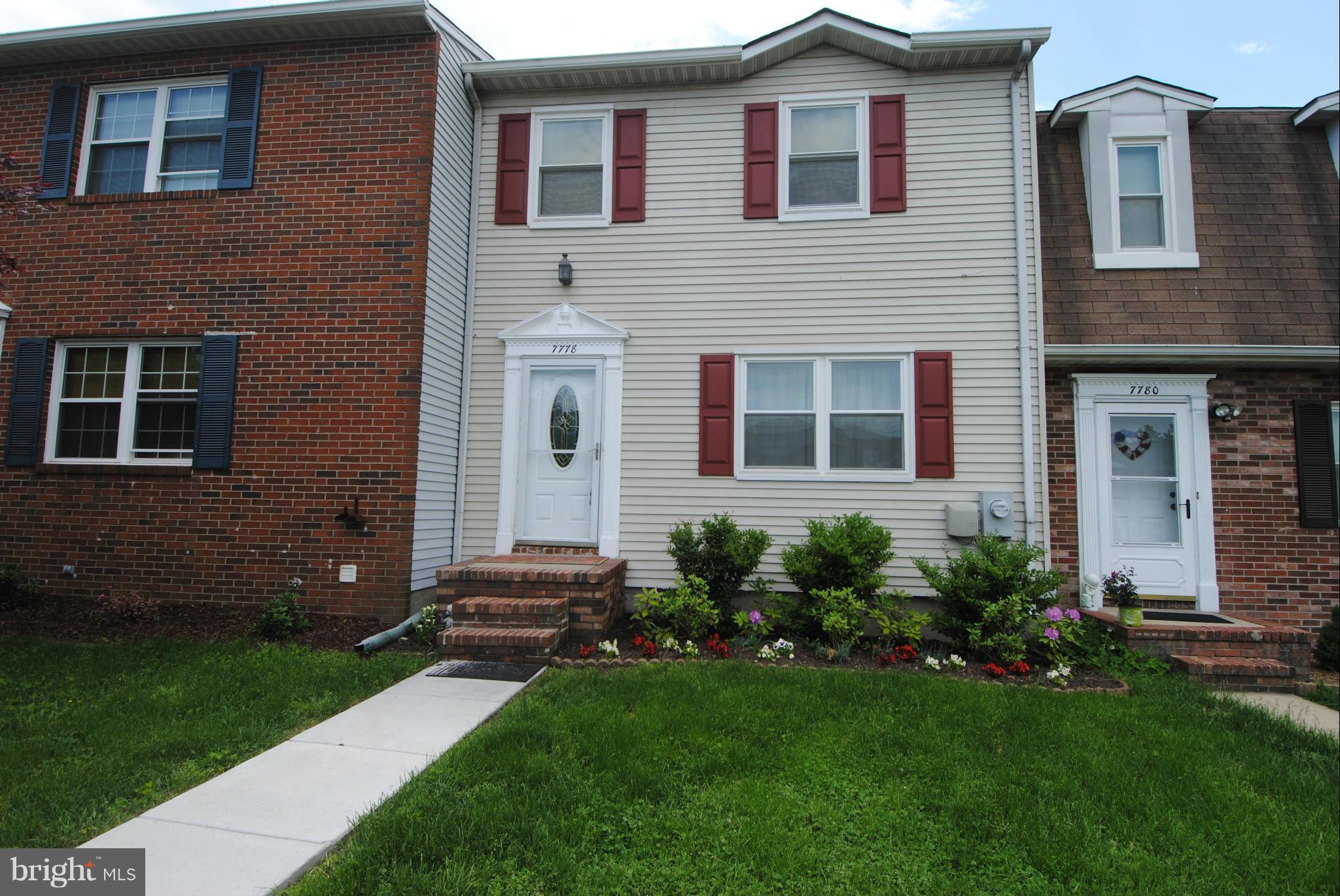 STONEYBROOKE VILLAGE - Residential