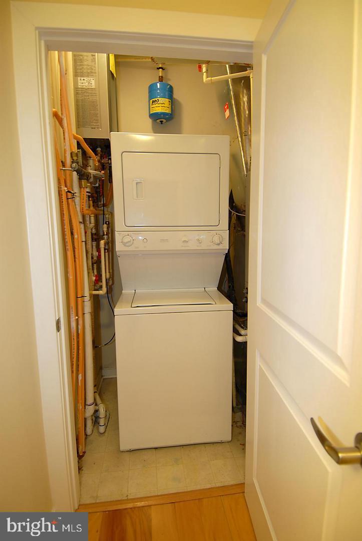 WESTLEE - Residential Lease