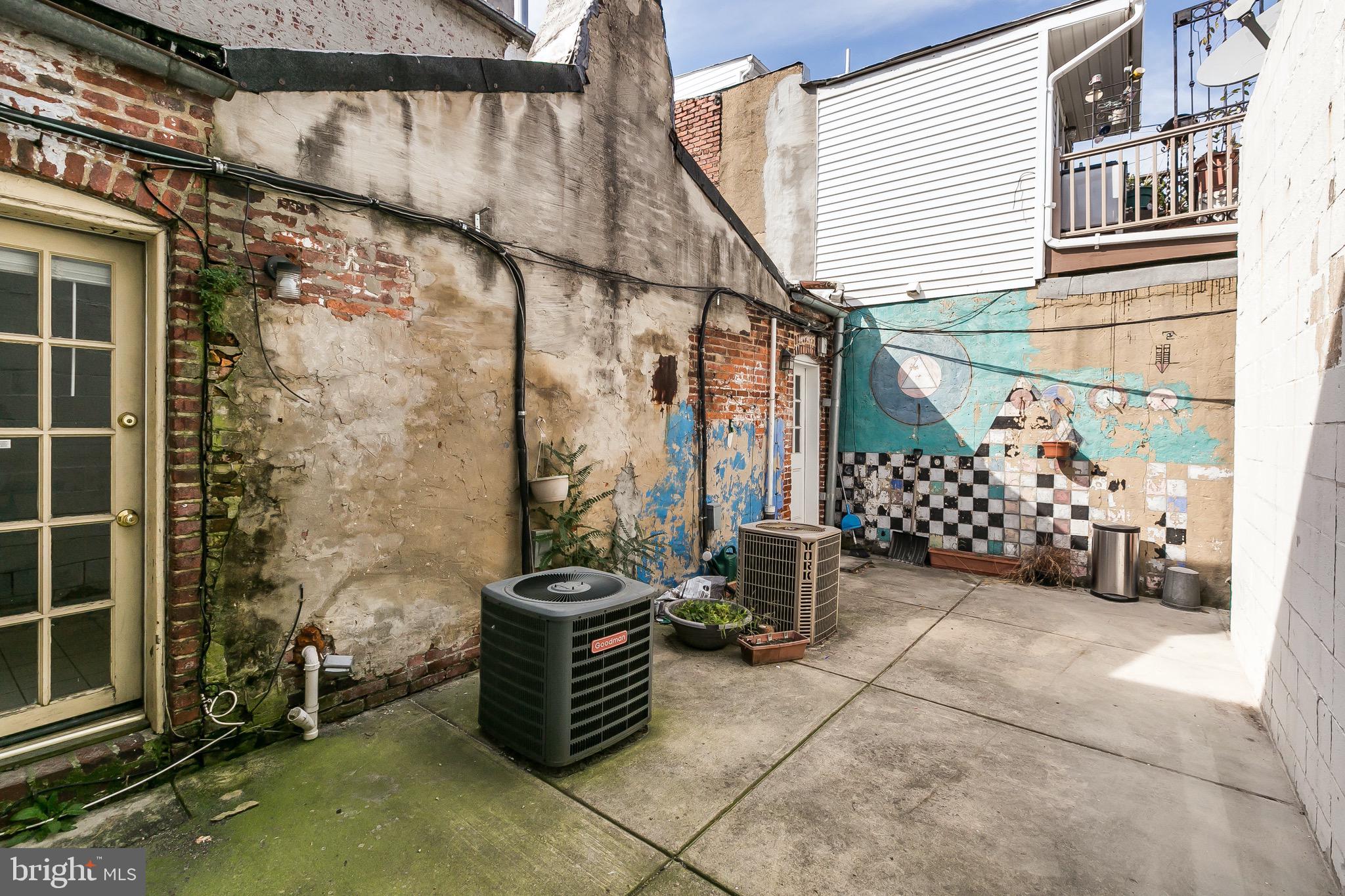 FEDERAL HILL HISTORIC DISTRICT - Residential Lease