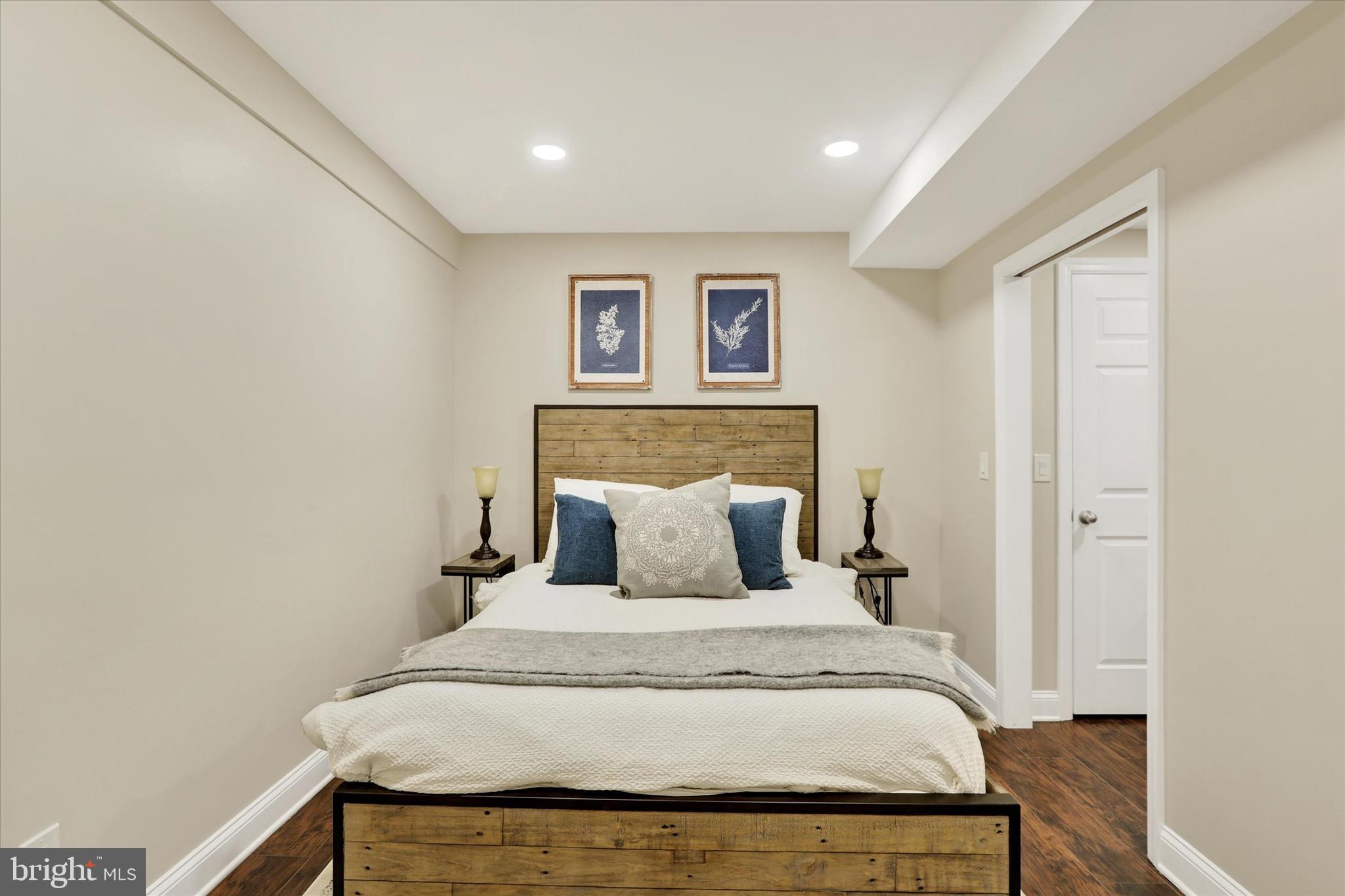 CLEARVIEW ESTS - Residential