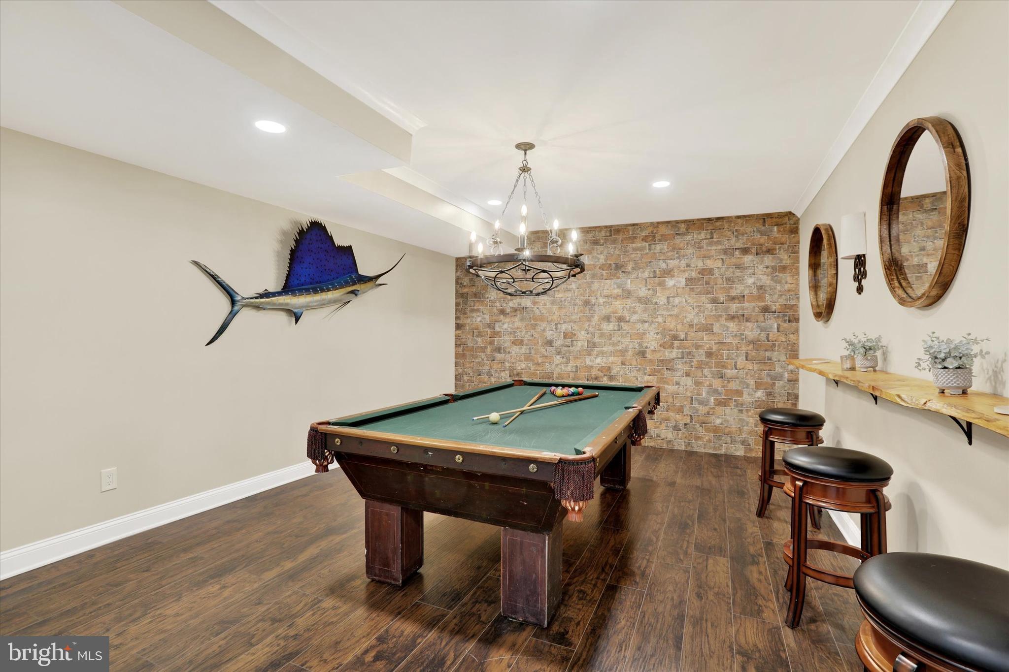 CLEARVIEW ESTS - Residential