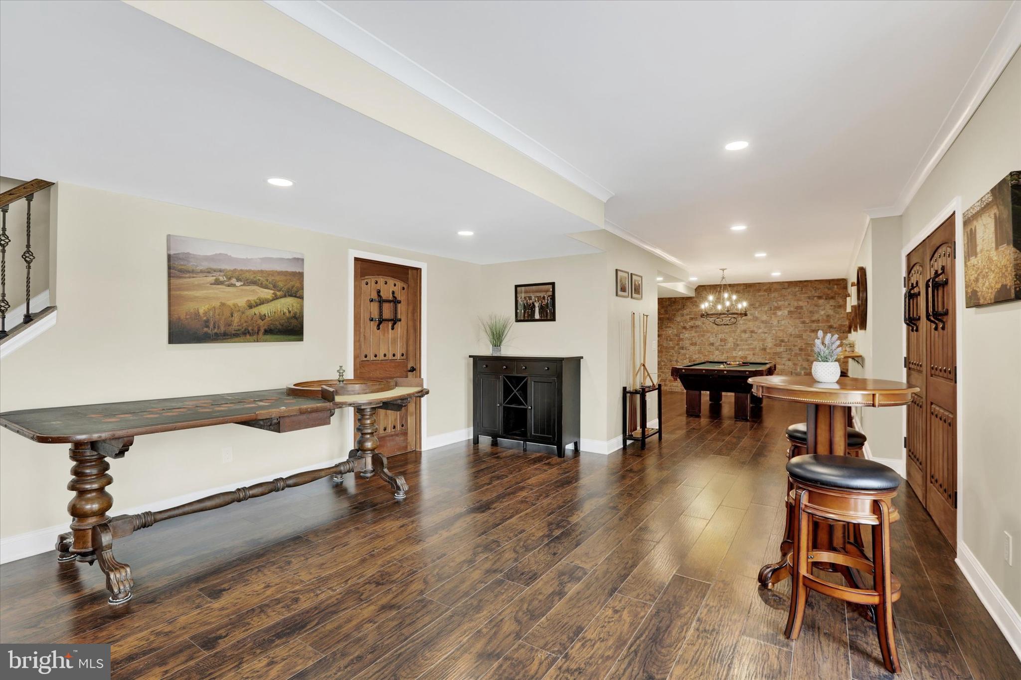 CLEARVIEW ESTS - Residential