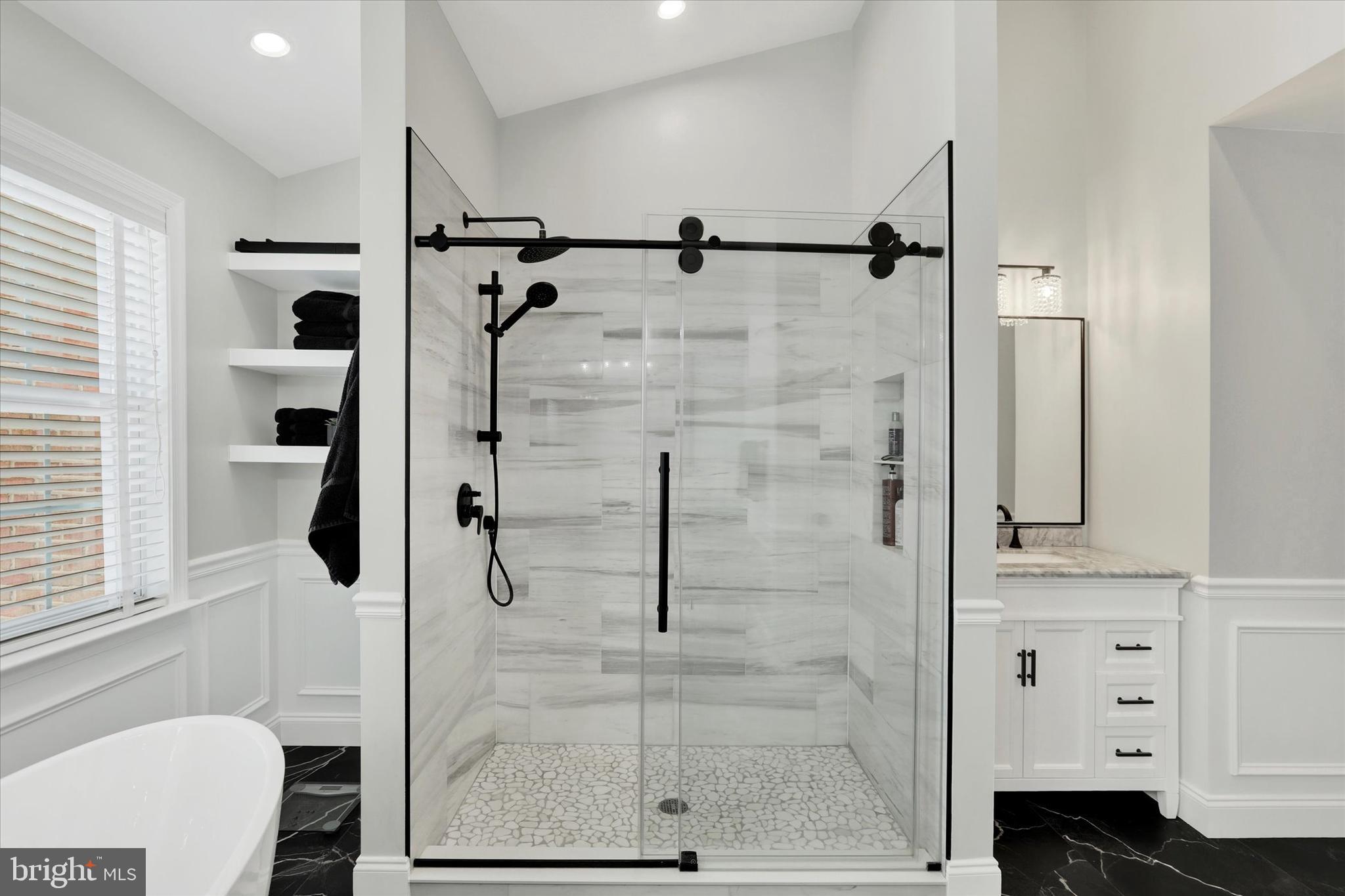 CLEARVIEW ESTS - Residential