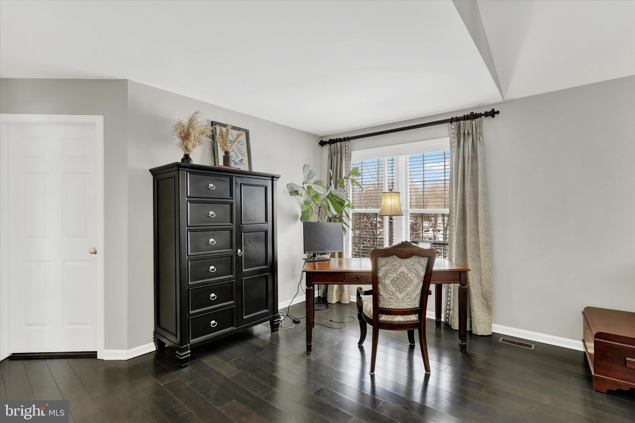 CLEARVIEW ESTS - Residential