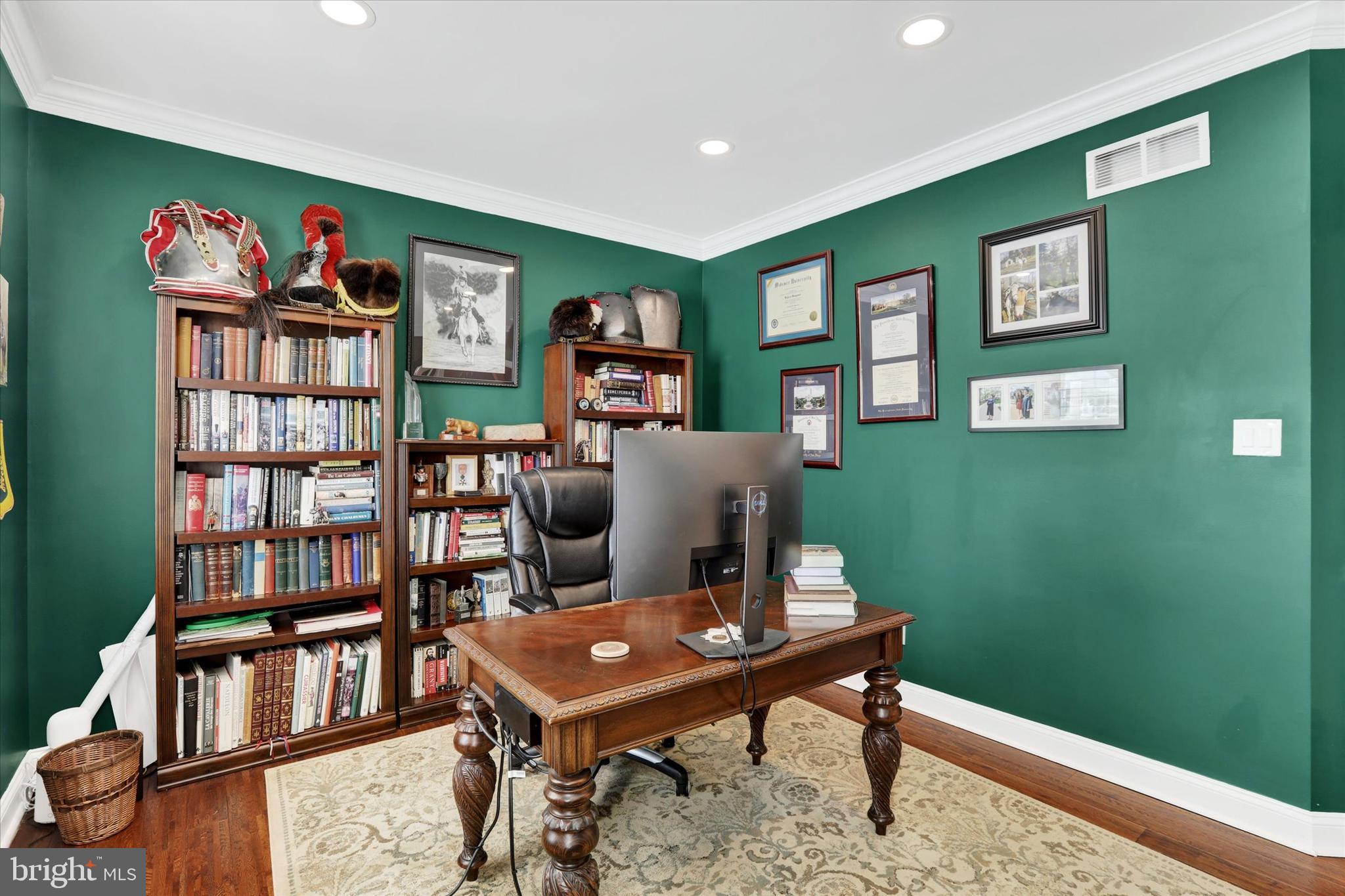 CLEARVIEW ESTS - Residential