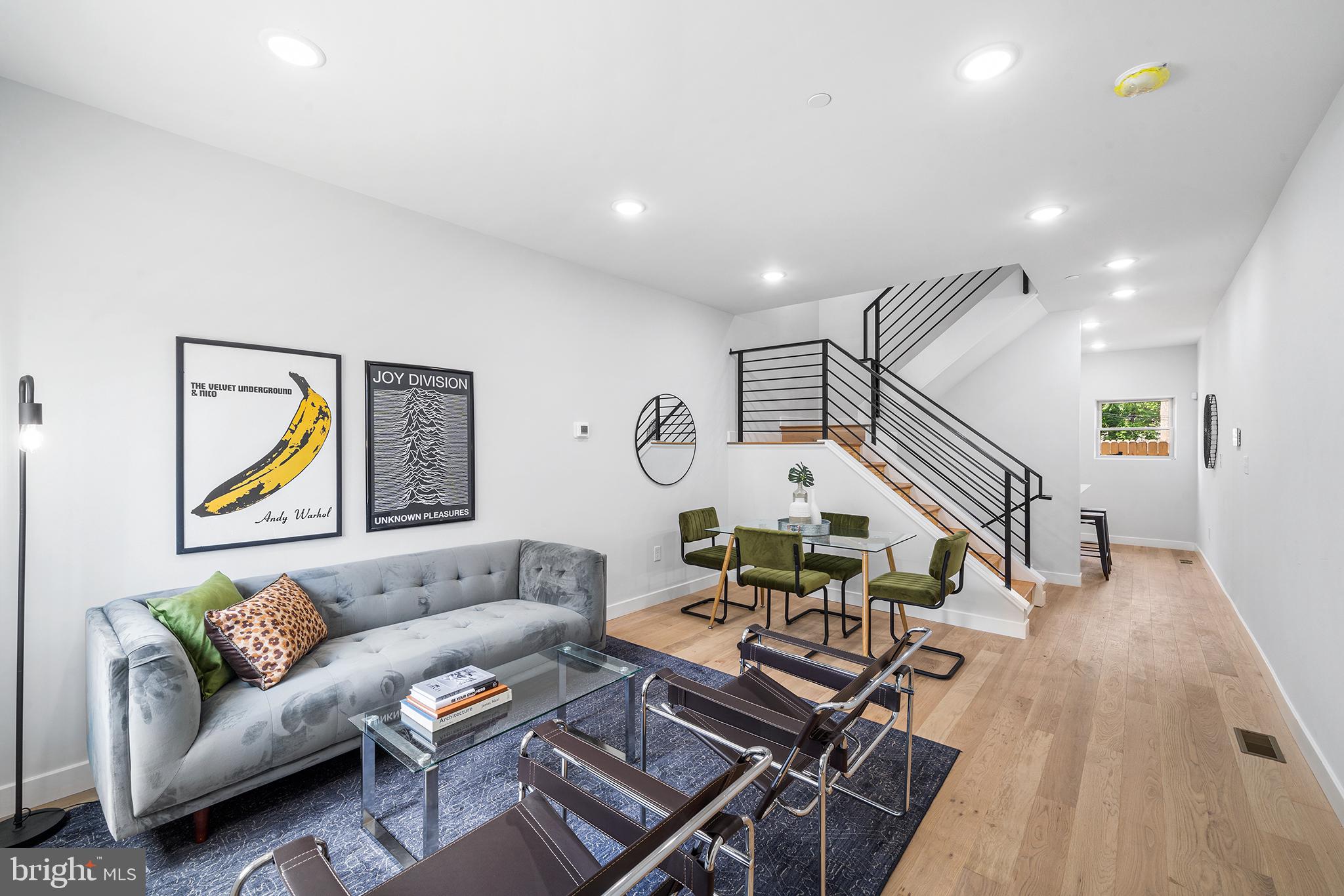 OLDE KENSINGTON - Residential Lease