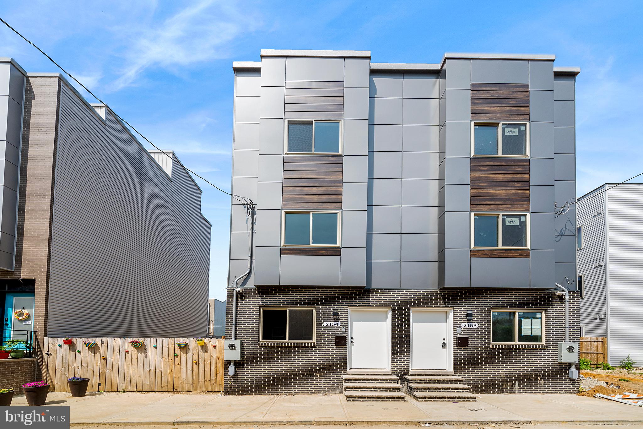 OLDE KENSINGTON - Residential Lease