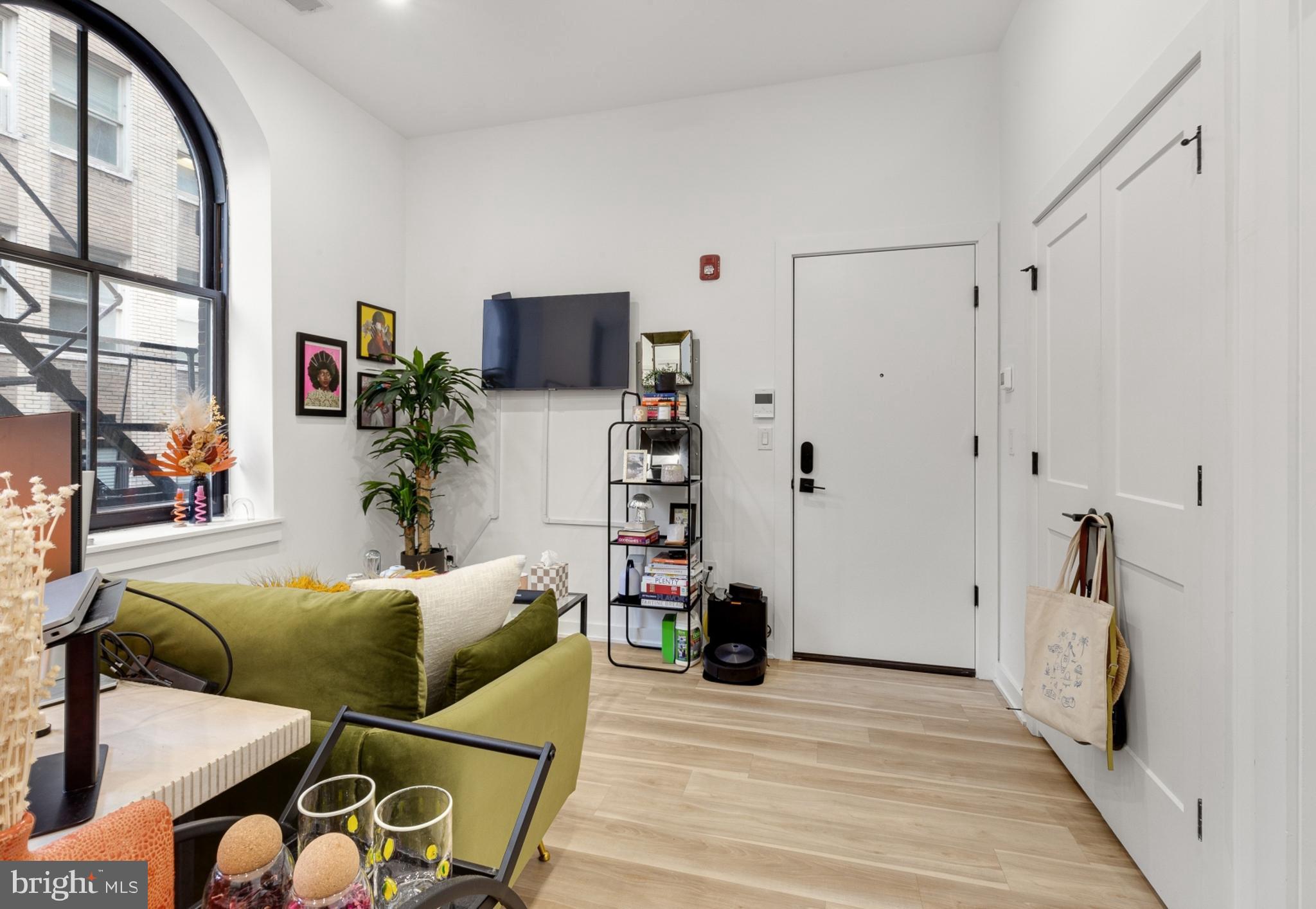 CENTER CITY - Residential Lease