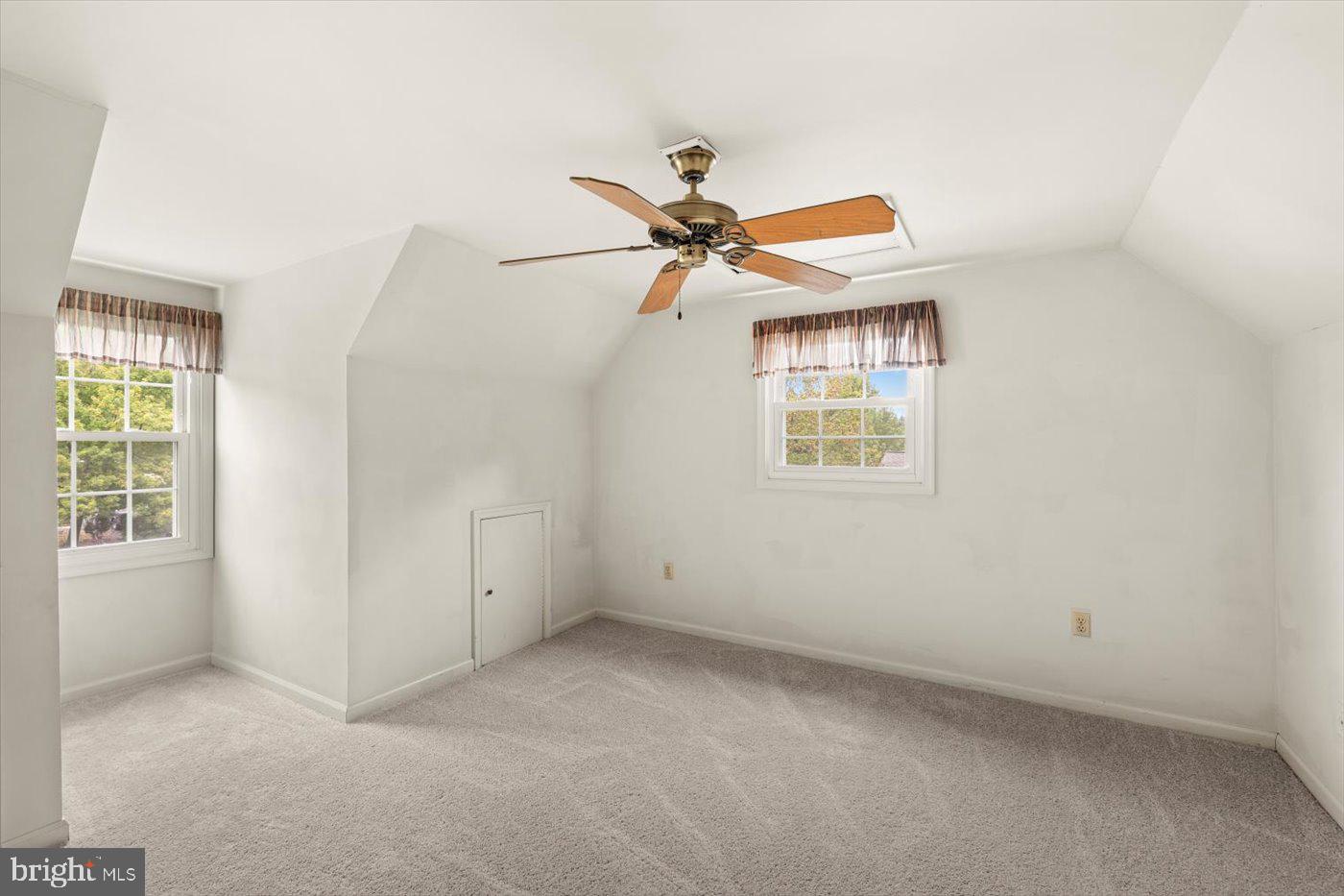 OAK GROVE TERRACE - Residential