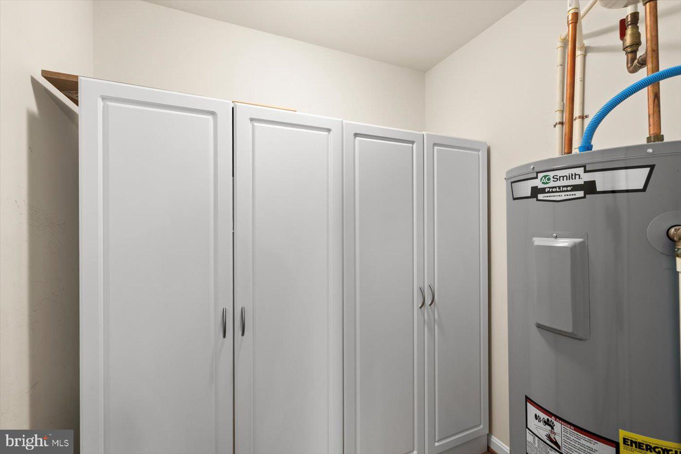 OAK GROVE TERRACE - Residential