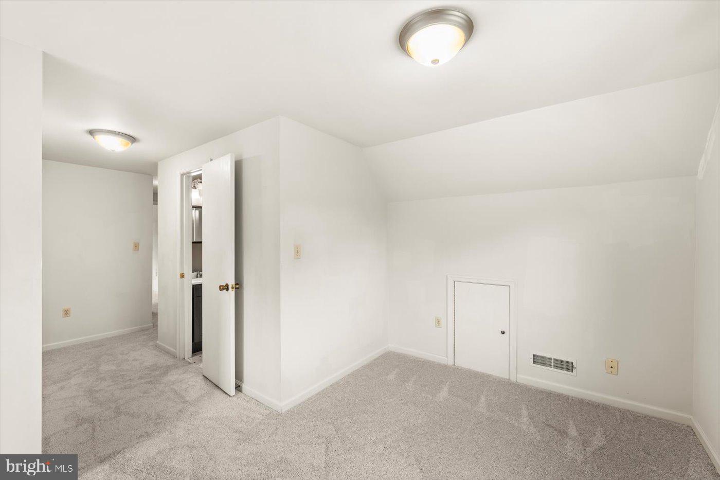 OAK GROVE TERRACE - Residential