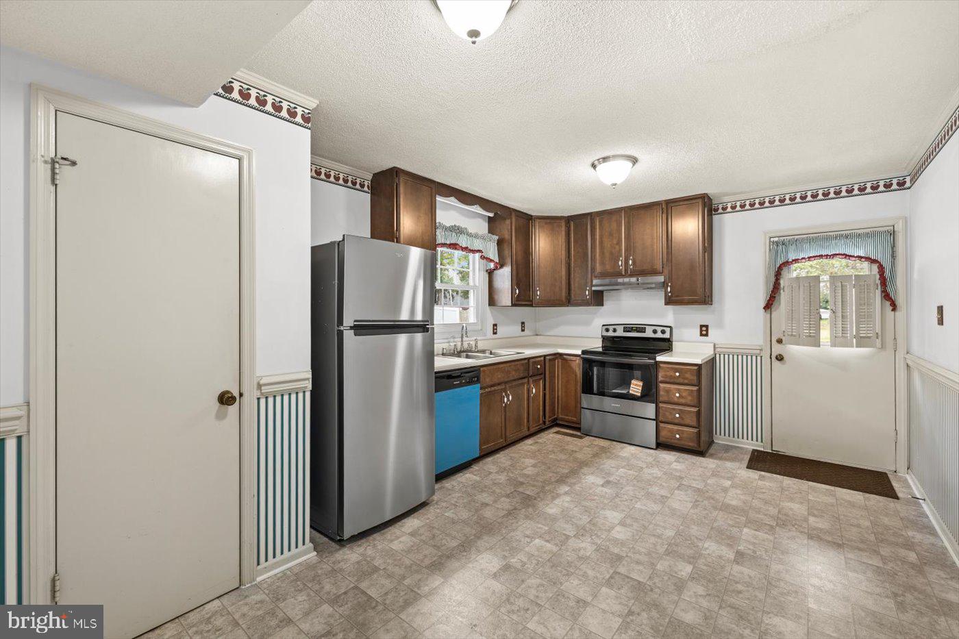 OAK GROVE TERRACE - Residential