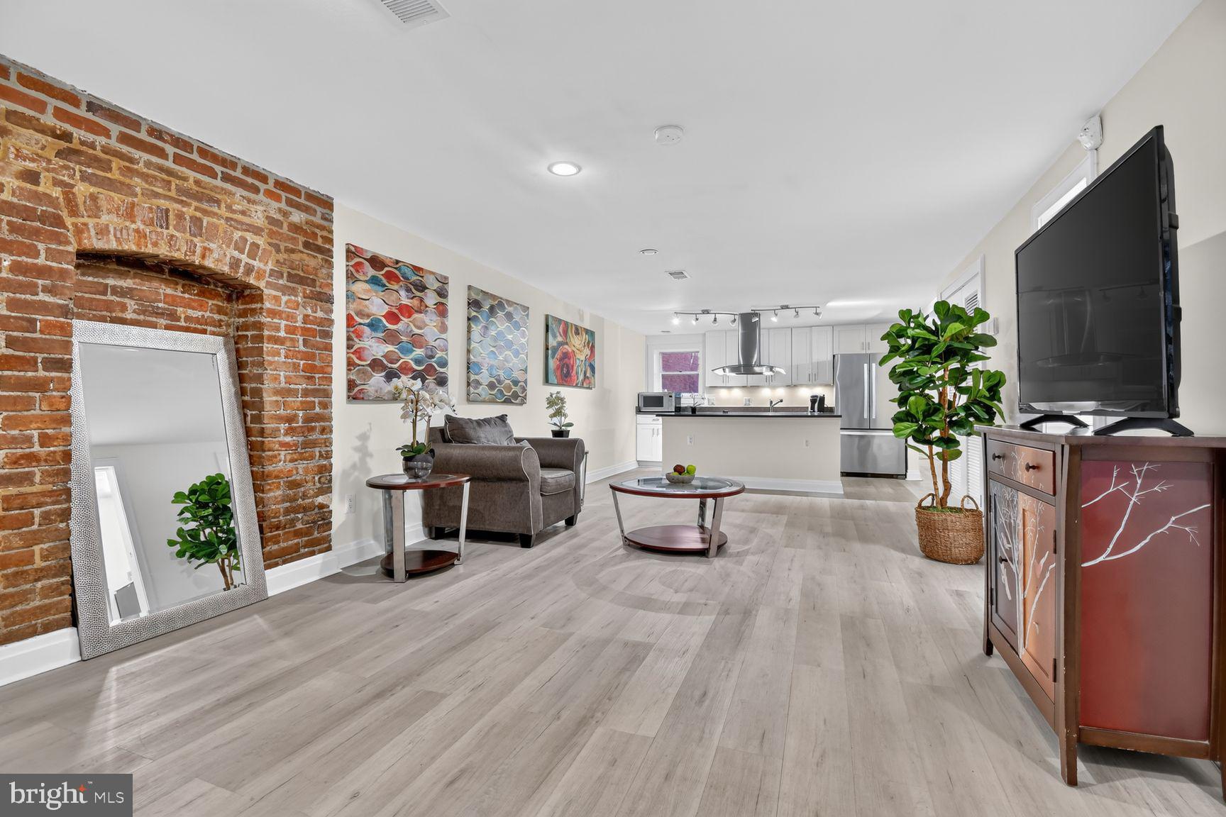 1316 W STREET NW 1