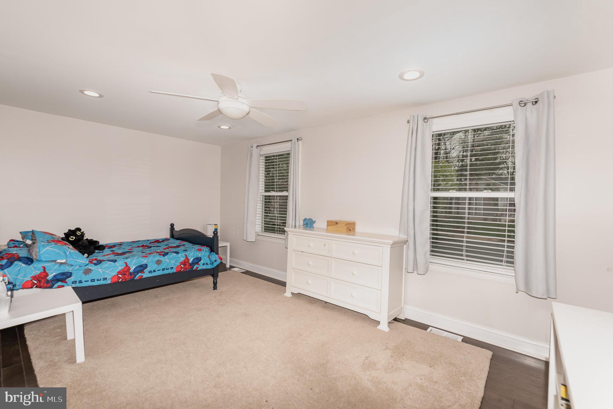 SPRINGDALE - Residential