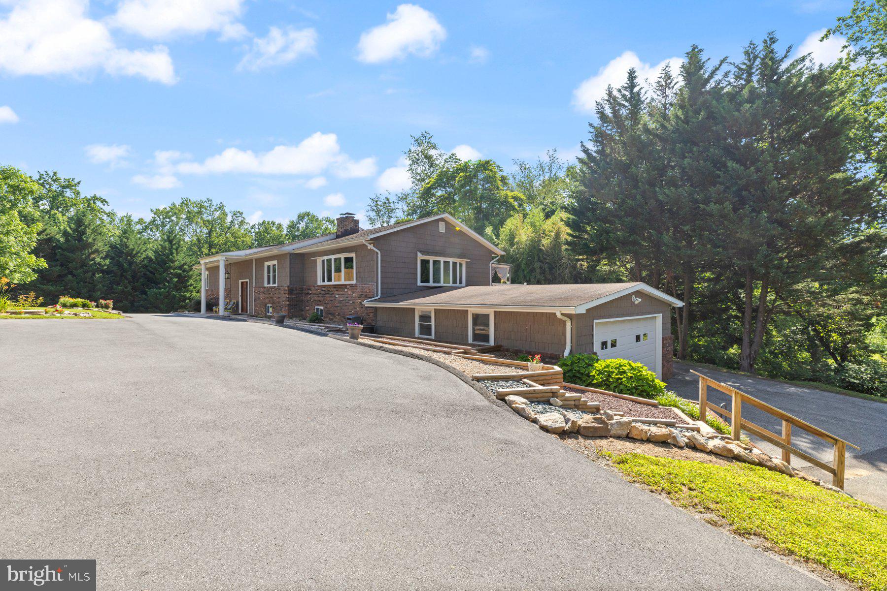 13033 BOTTOM ROAD