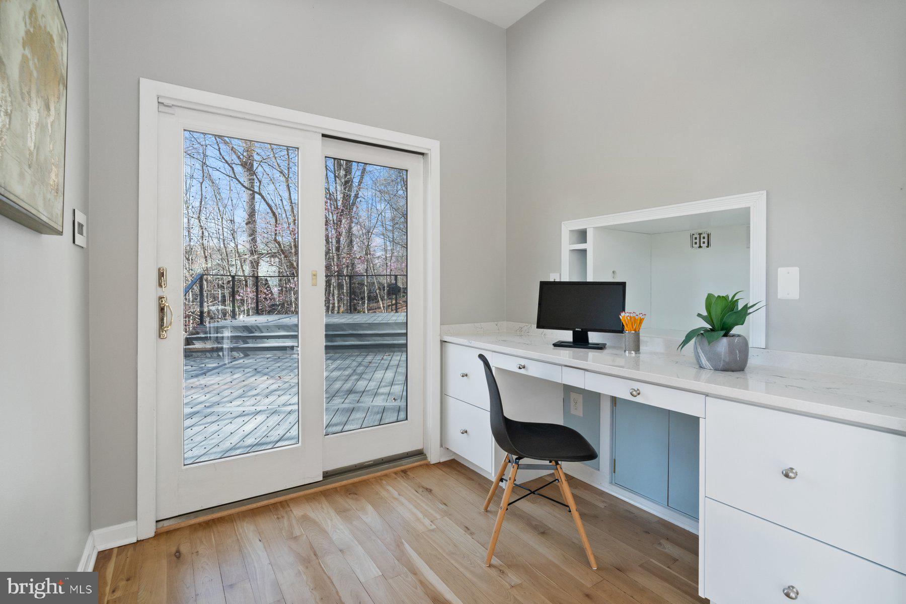 WOODRIDGE - Residential