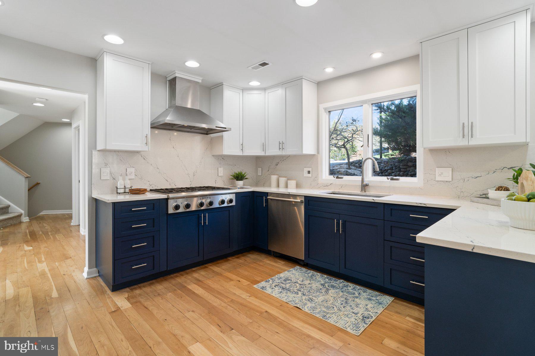 WOODRIDGE - Residential