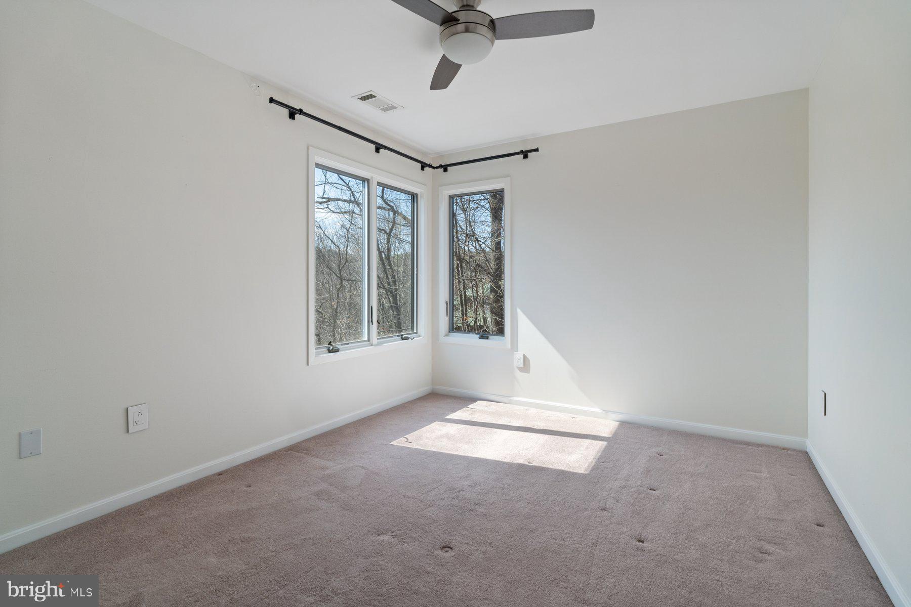 WOODRIDGE - Residential