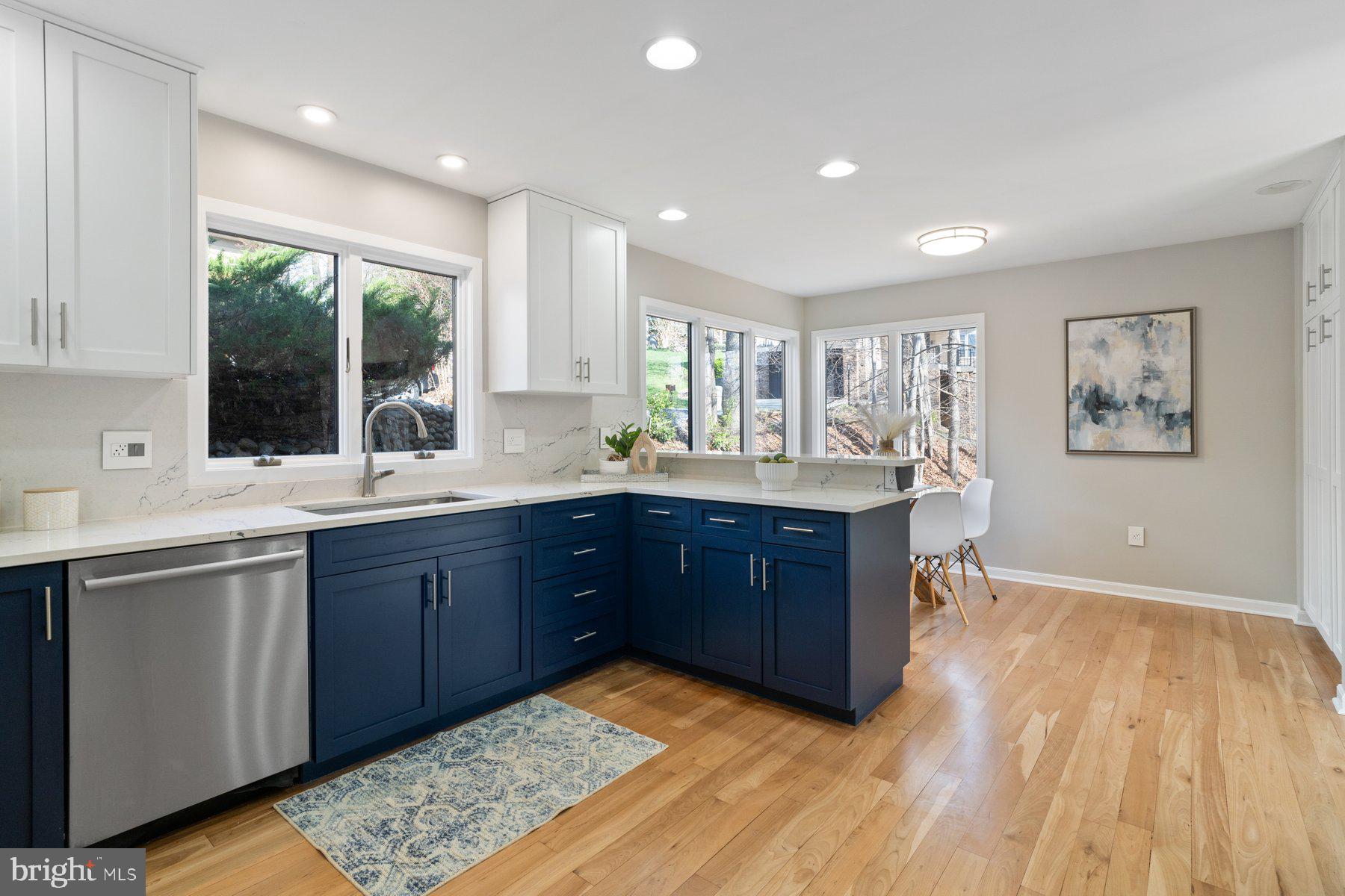 WOODRIDGE - Residential