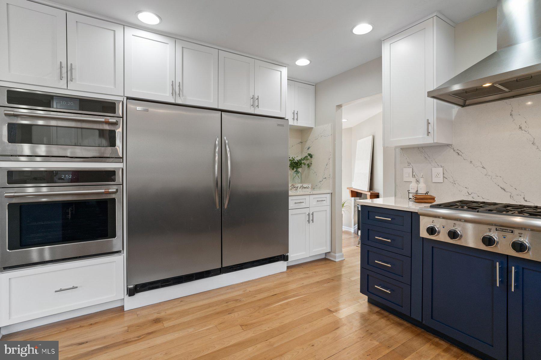 WOODRIDGE - Residential