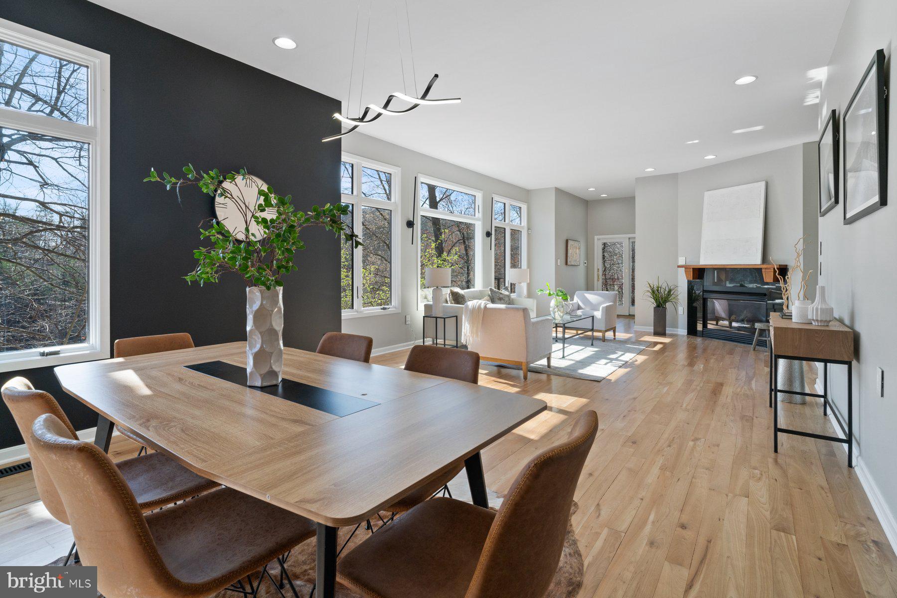 WOODRIDGE - Residential