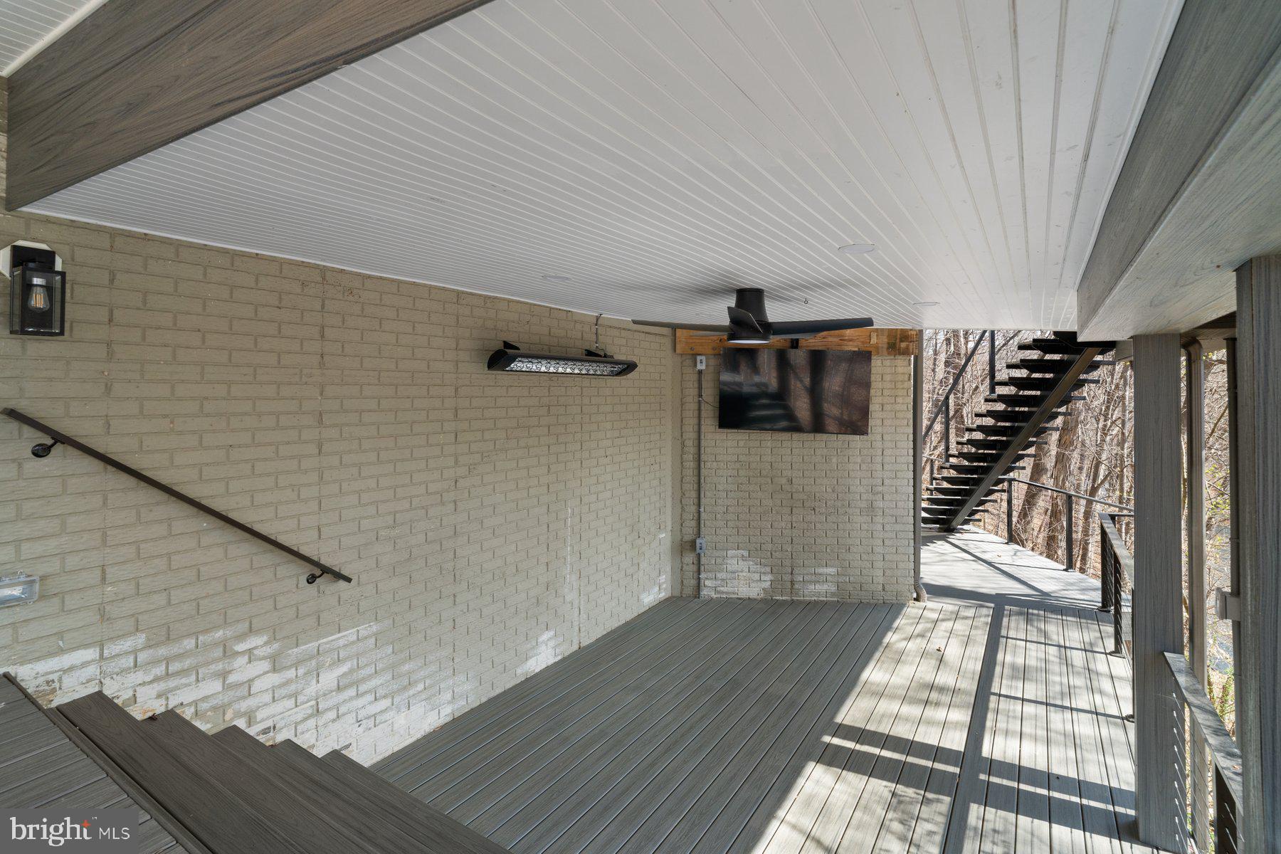 WOODRIDGE - Residential