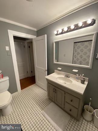 FRANKLIN MANOR BEACH - Residential Lease