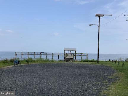 FRANKLIN MANOR BEACH - Residential Lease