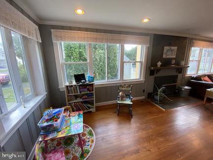 FRANKLIN MANOR BEACH - Residential Lease