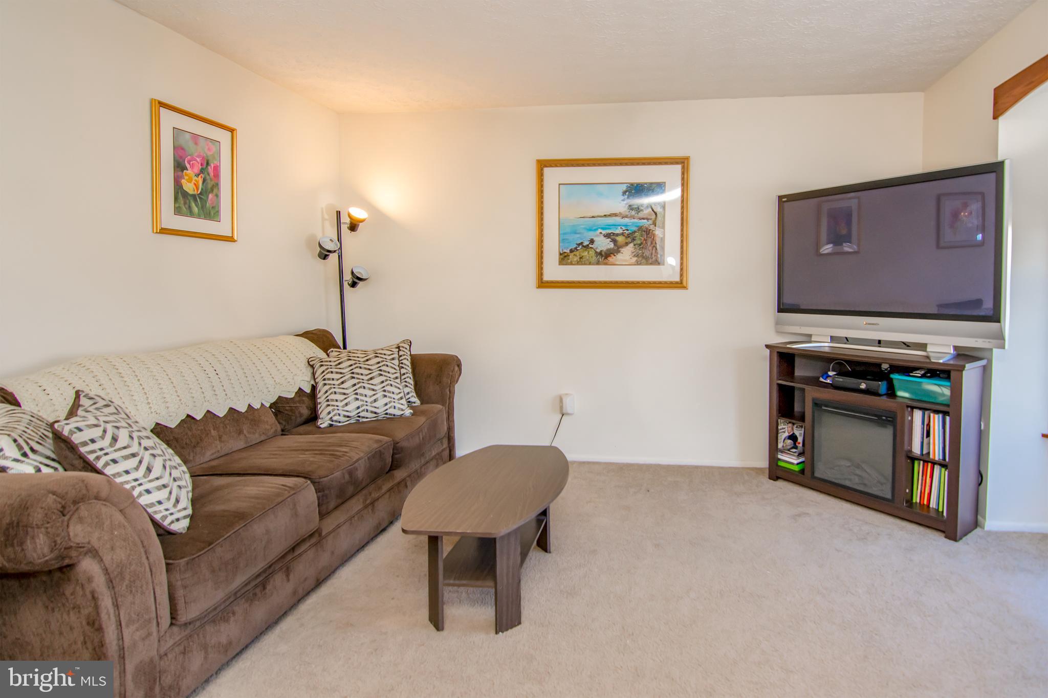 FAIRBROOK - Residential