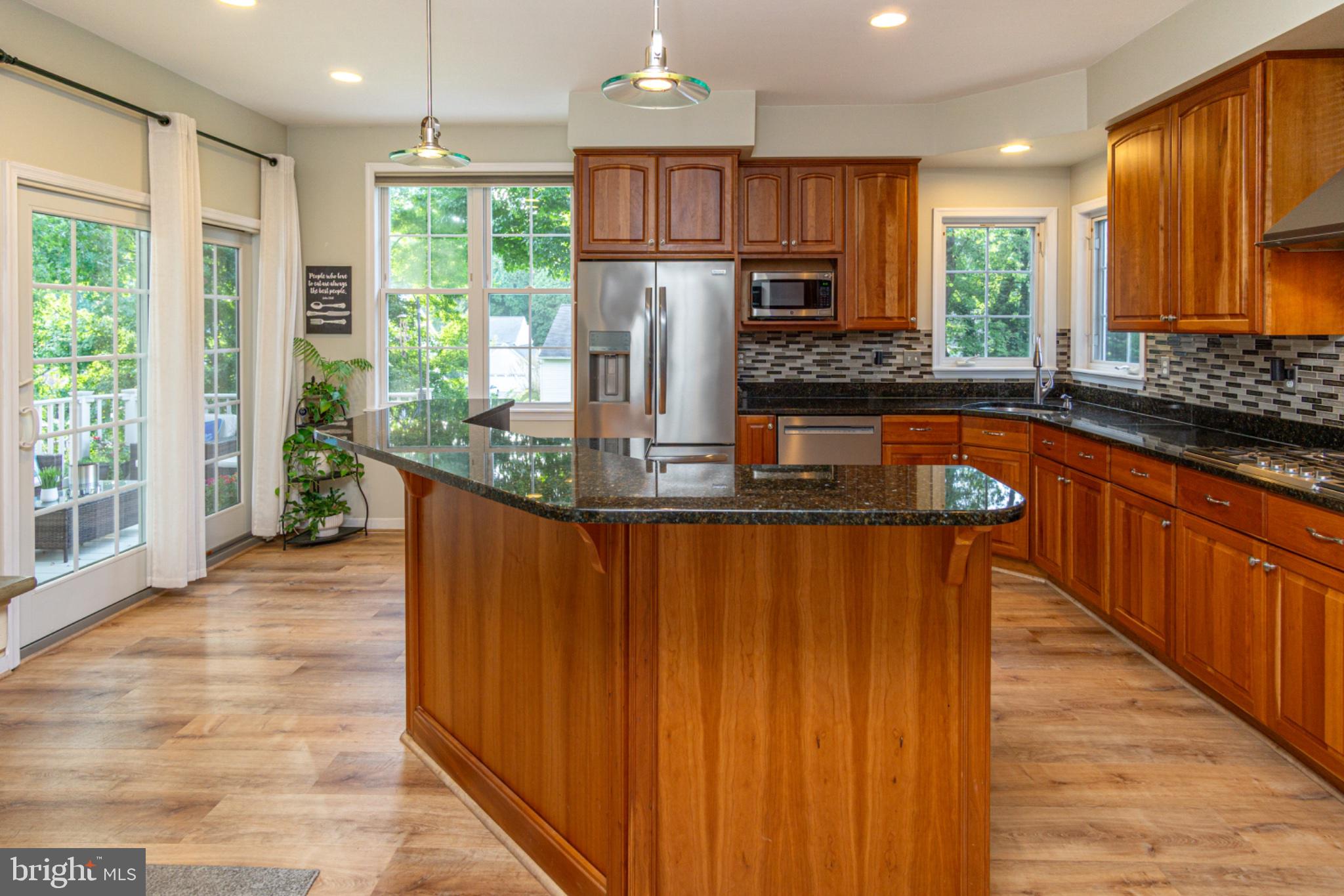 2210 AUTUMN GLOW COURT