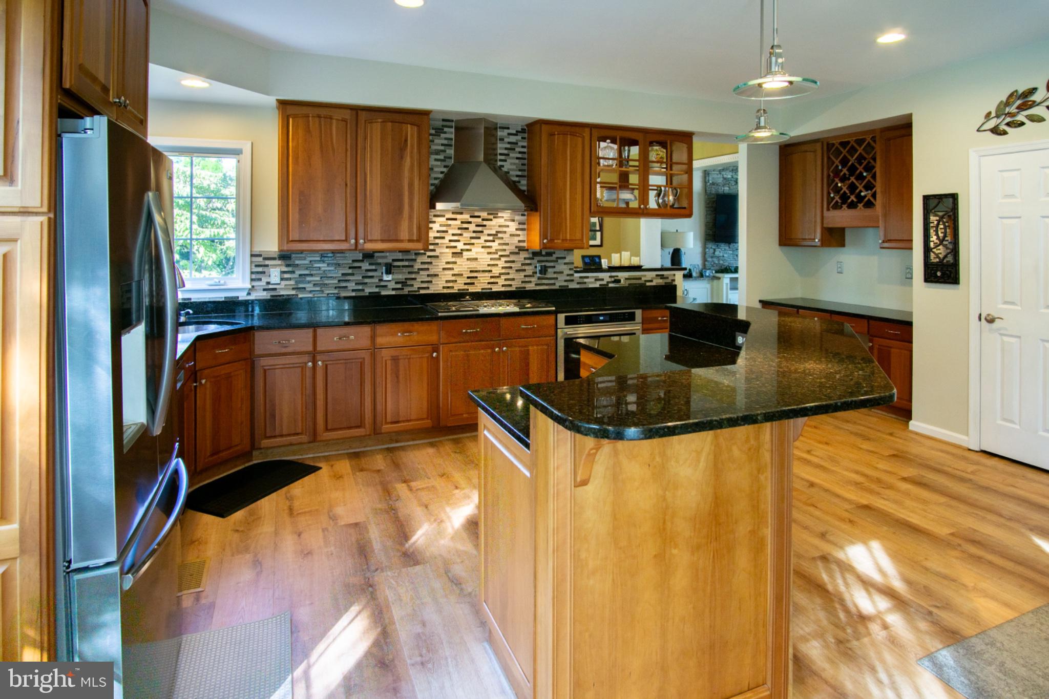 2210 AUTUMN GLOW COURT
