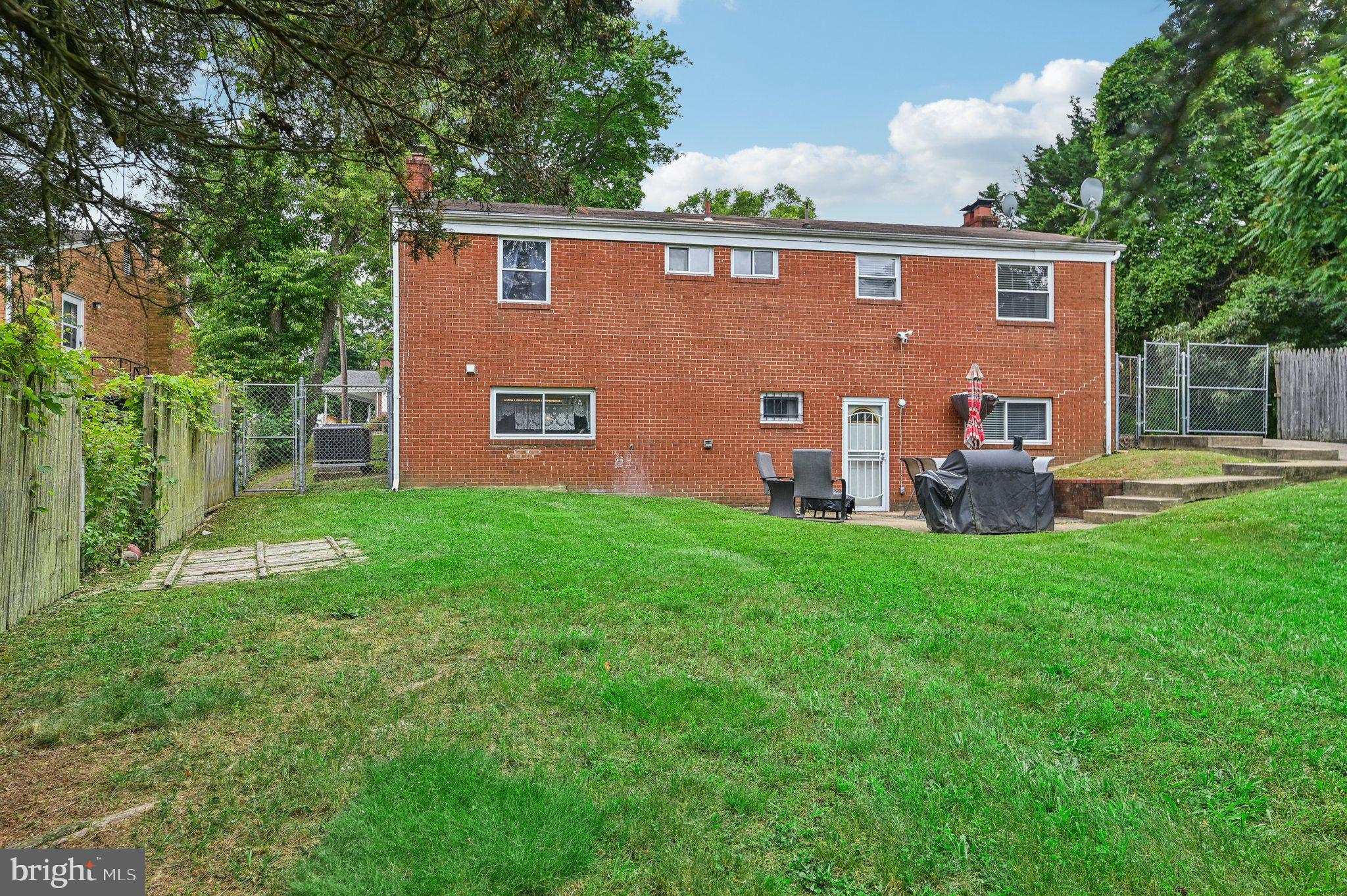 AUTH VILLAGE - Residential