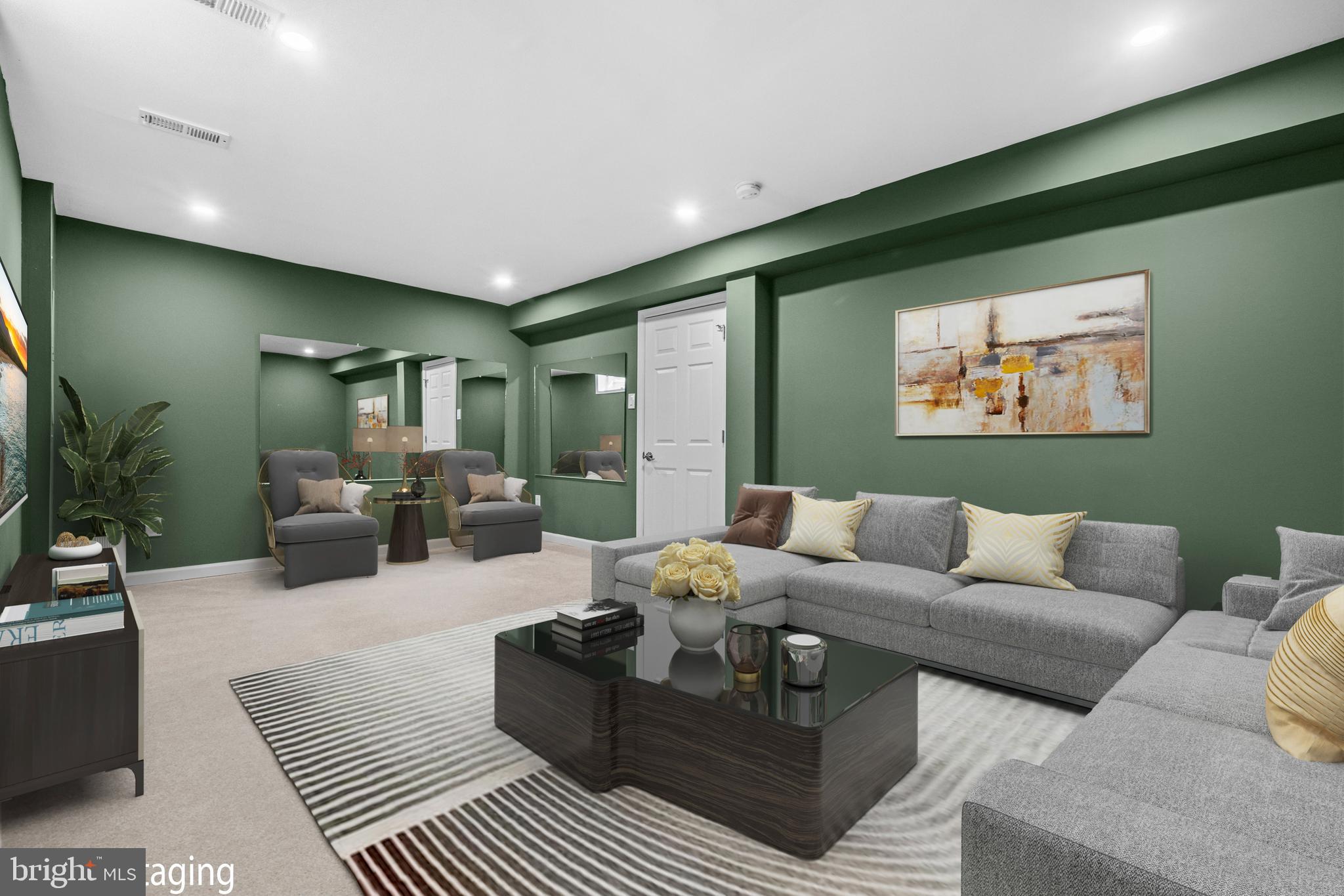 COURTS OF TYSONS - Residential