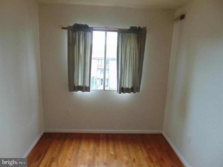 OCCOQUAN RIDGE CONDO - Residential Lease