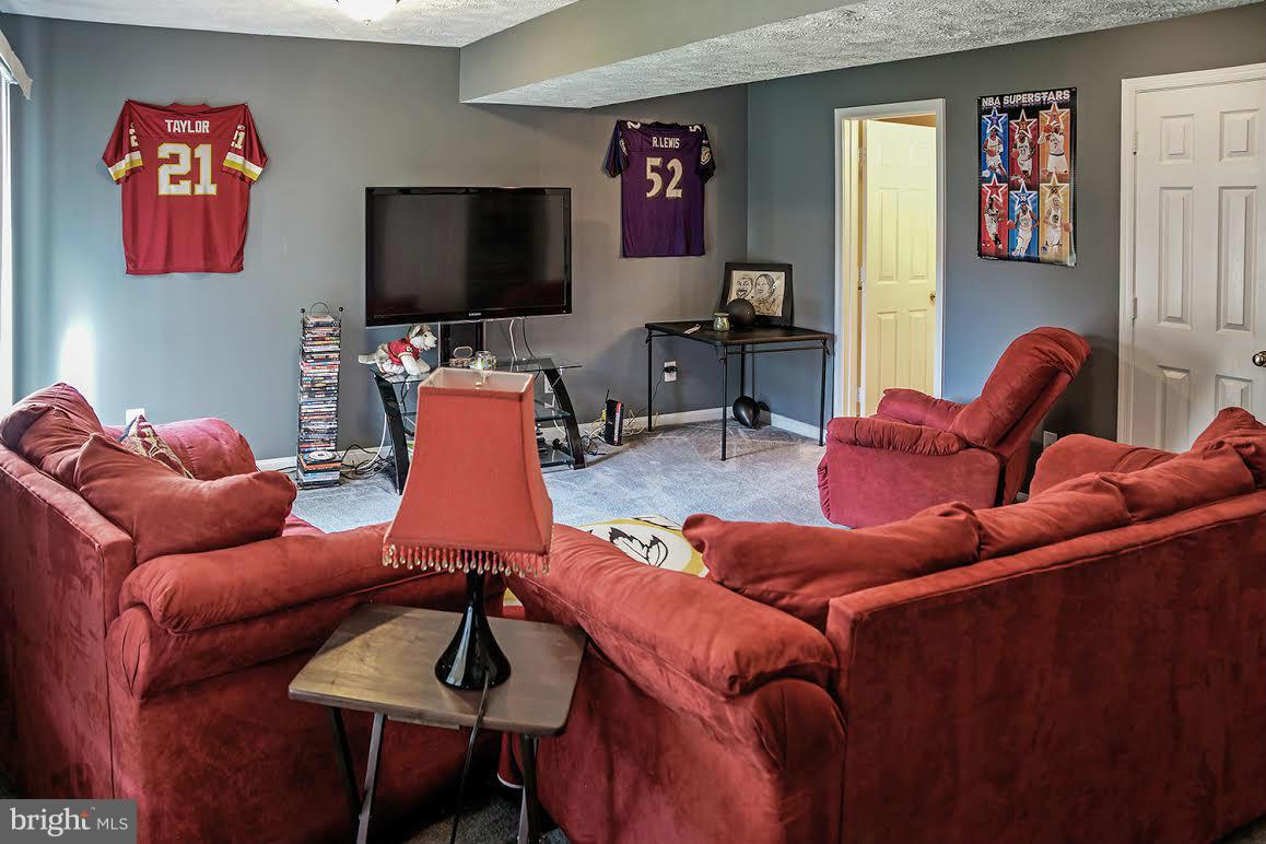 WAYSIDE VILLAGE - Residential