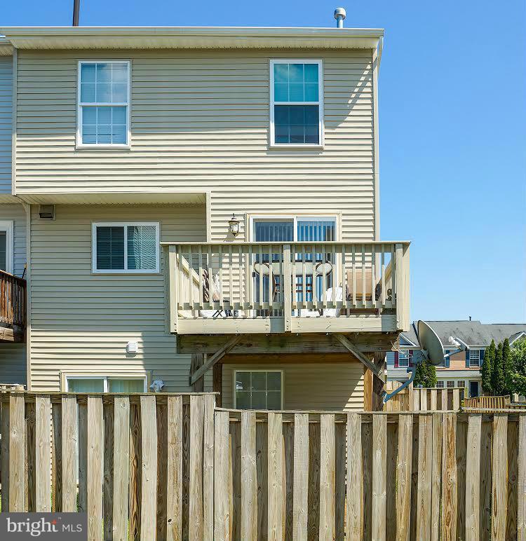 WAYSIDE VILLAGE - Residential