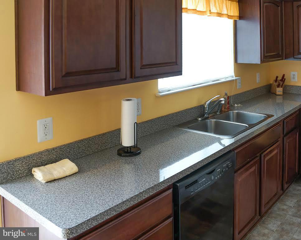 WAYSIDE VILLAGE - Residential