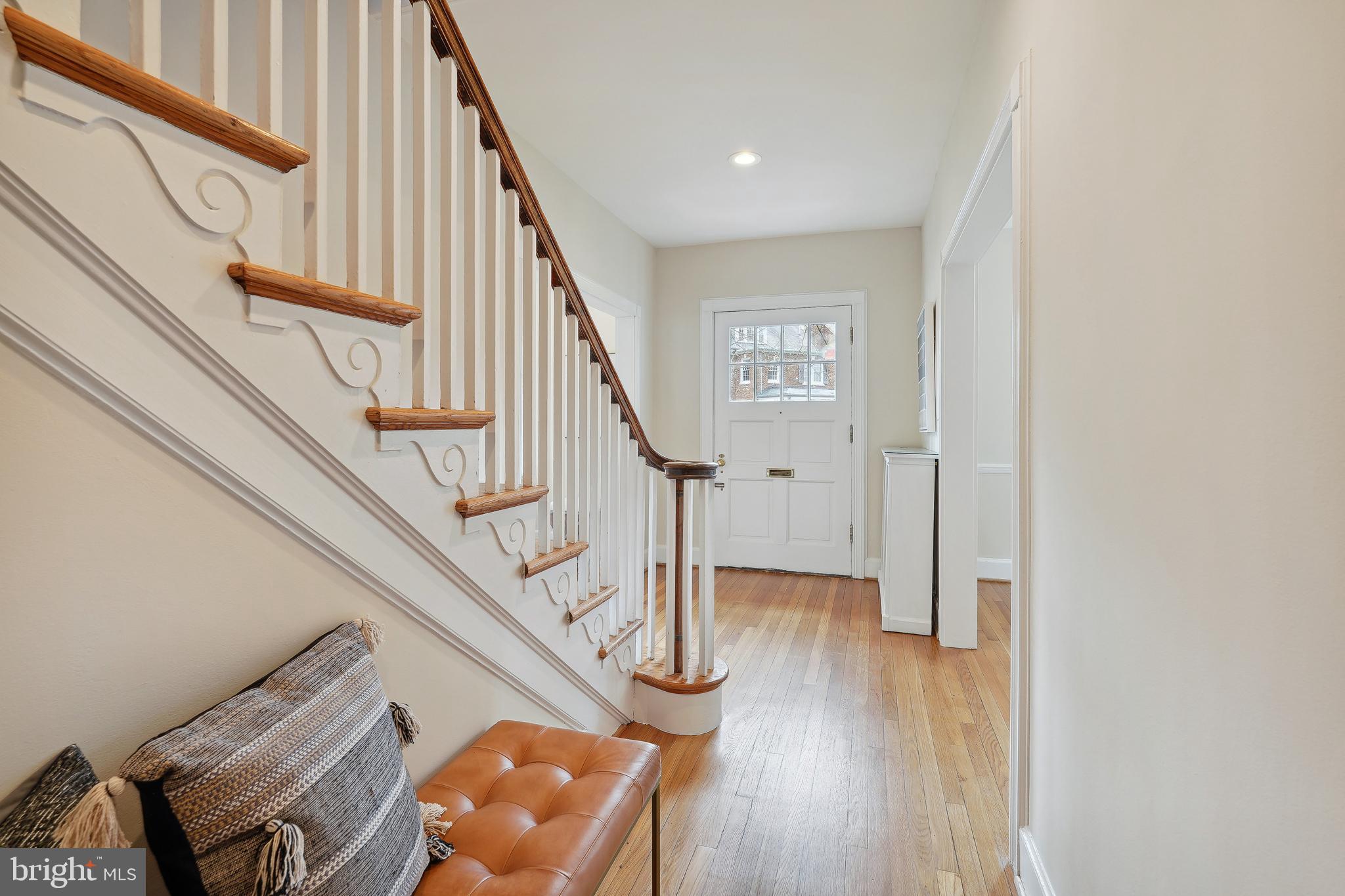 CHEVY CHASE VILLAGE - Residential